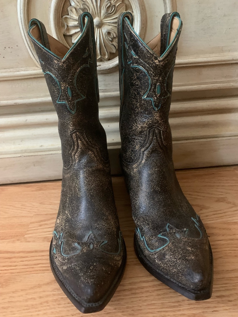 Old Gringo Distressed Brown Leather Western Boots with Teal Stitching Size 9 1/2 - Picture 2 of 14